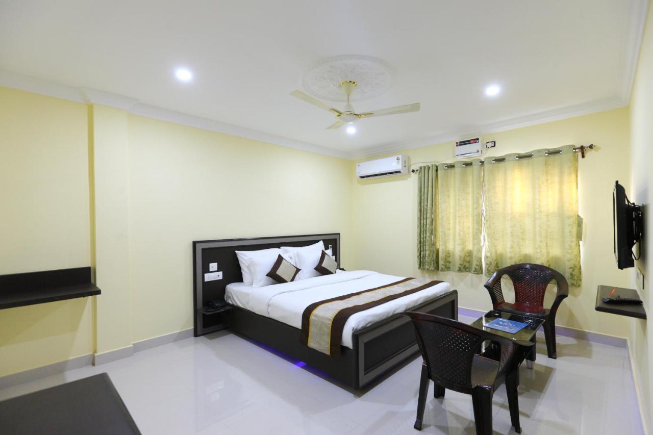 Saibala Transit Hotel Chennai Zewnętrze zdjęcie